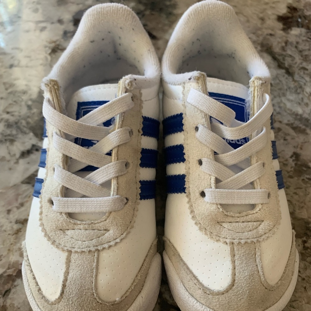 Kids Adidas Orthopedic Samoa shoes, size 7K